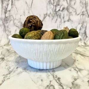 Vintage 1975 White Milk Glass F.T.D. Centerpiece Bulb Bowl